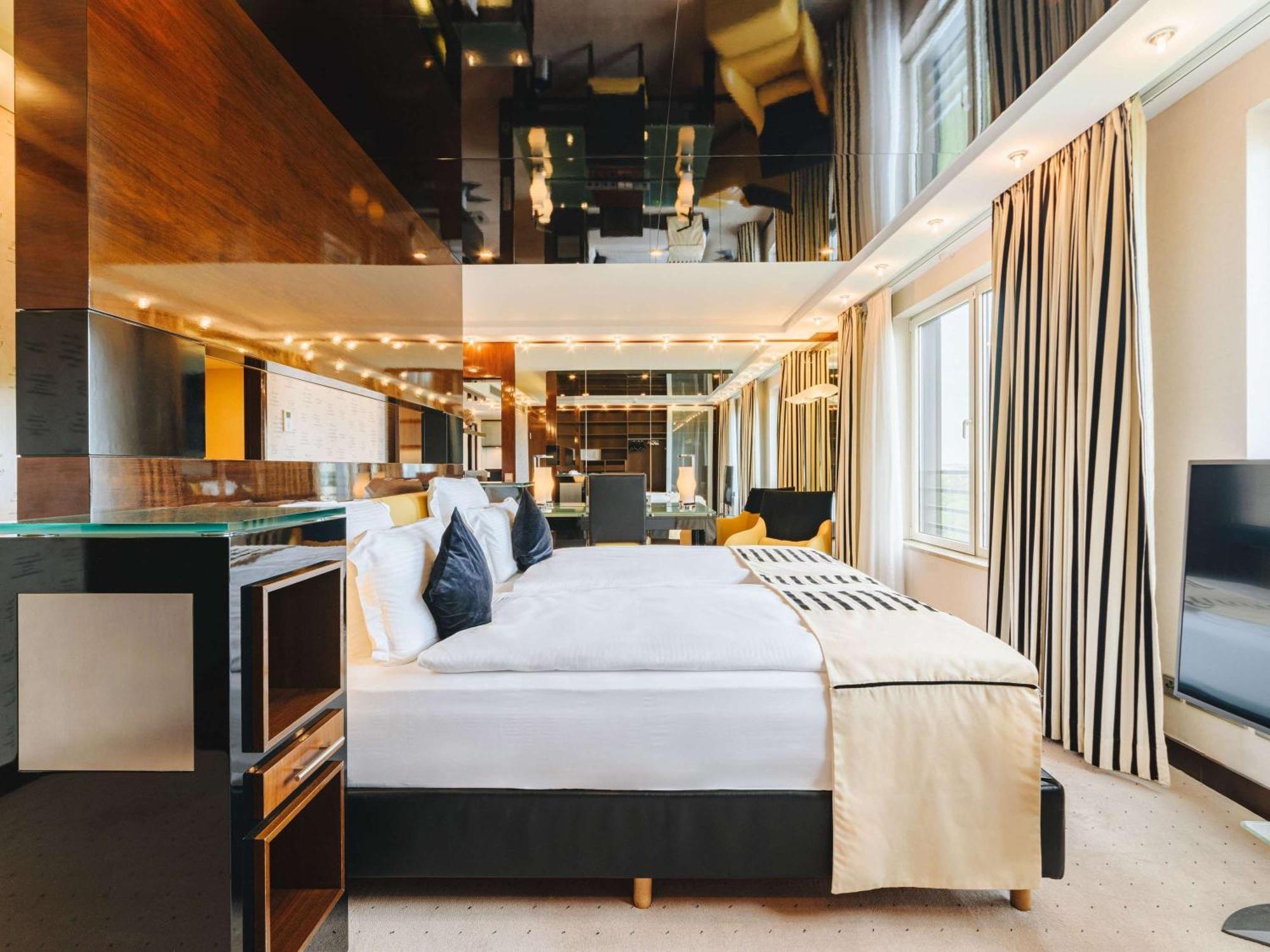 Pullman Schweizerhof 5* Berlín
